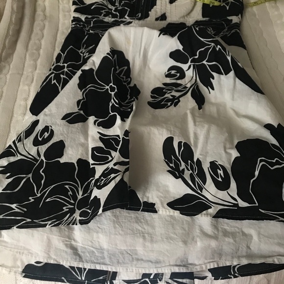 ☀️White& Black Floral Cotton Sundress - Picture 8 of 11